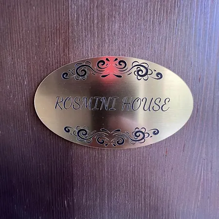 Rosmini House Daire Stresa